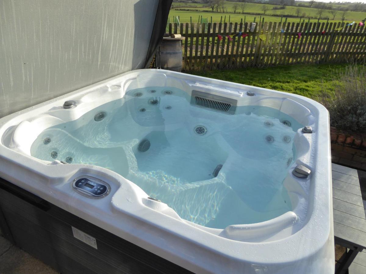 South View Country House Sleeps 12 - Hot Tub - Views Henley-in-Arden Eksteriør bilde