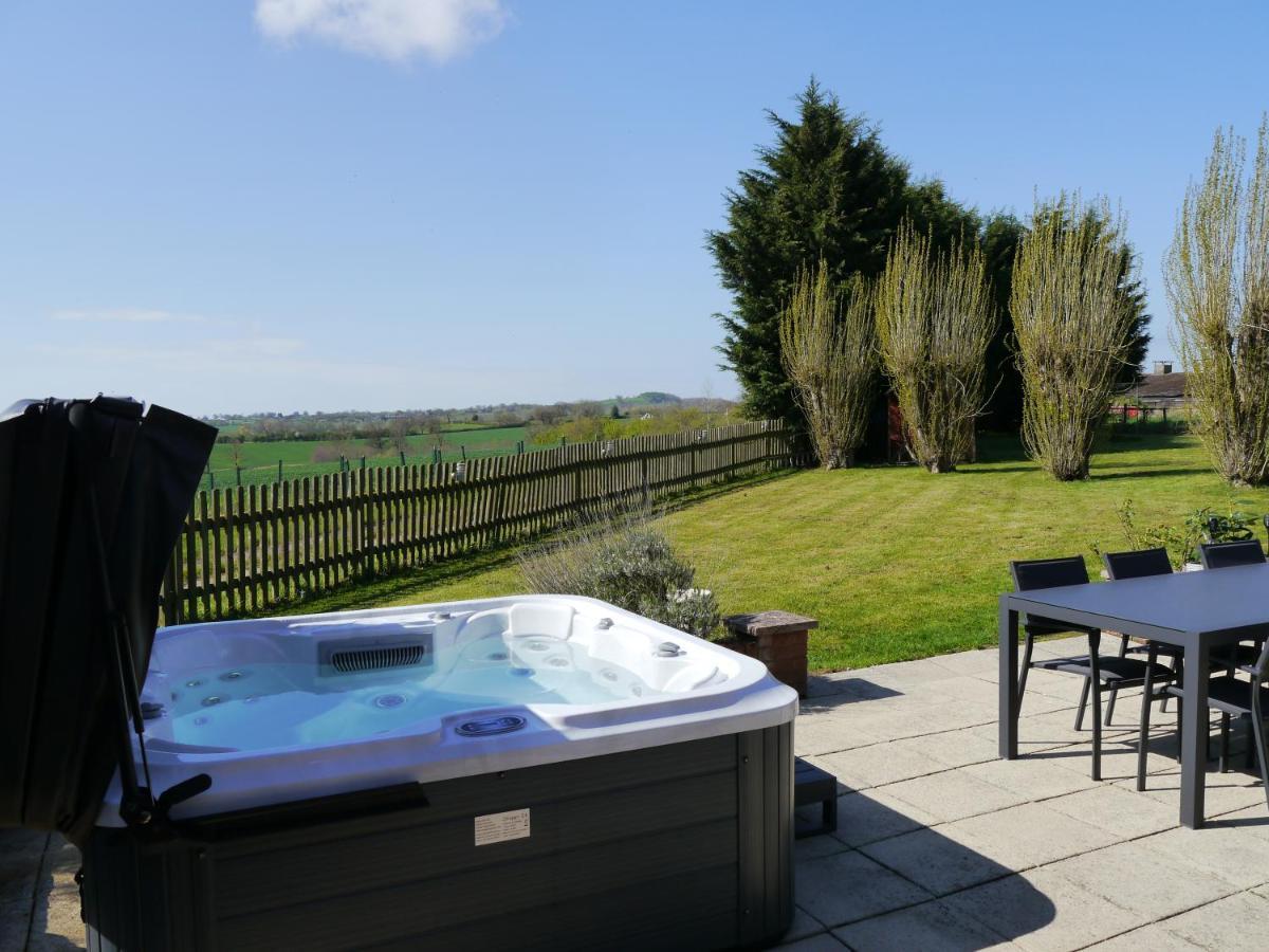 South View Country House Sleeps 12 - Hot Tub - Views Henley-in-Arden Eksteriør bilde